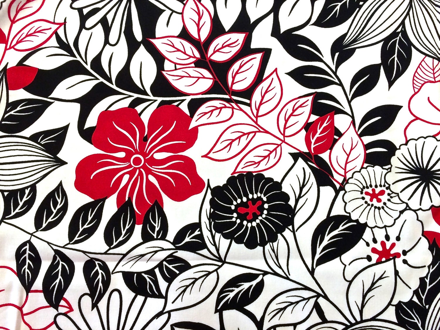 Red White and Black Floral Fabric Quilting Cotton Home