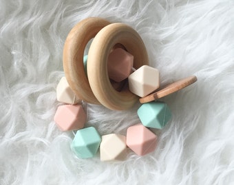 Wooden Teether Natural Toys Organic Toys Baby Teether Baby Toys Beautiful Toys Wooden Toy Wooden Rattle Baby Rattle Silicone Teether