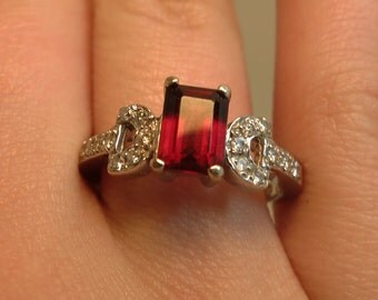 emerald cut garnet ring white gold 14k and diamonds