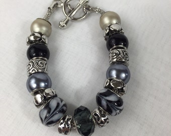 CLEARANCE! Black and Silver Beaded Bracelet