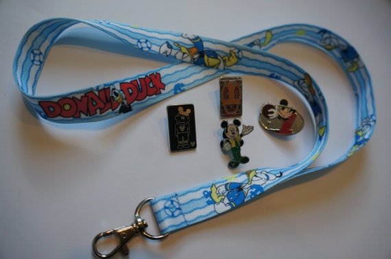 Disney World Pin Trading Lot Lanyard Starter Set by Googilycub