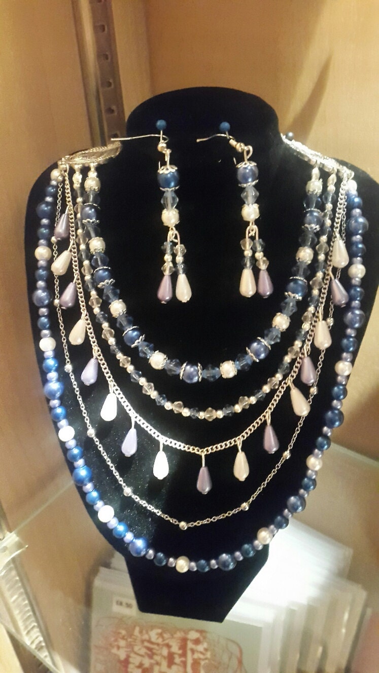 Handmade Unique Necklace set by LilliomJewellery on Etsy