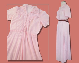 Vintage Lace Maxi Dress • 70s Long Night Dress • Pastel Pink Nightgown • Short Sleeves Lingerie Dress • Retro Nightwear • M Medium L Large