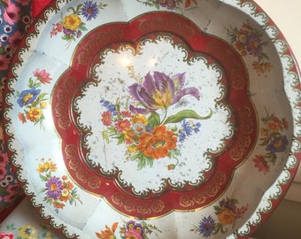 A vintage 1971 daher decorated ware tin bowl