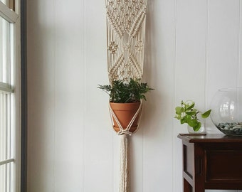 Ready to ship- Macrame Plant Hanger