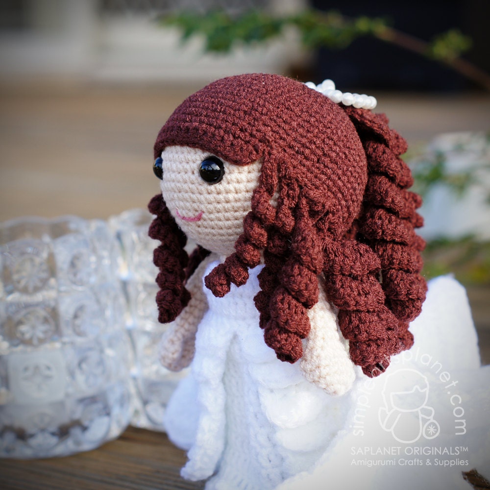 Bride Celia Amigurumi Wedding Pattern