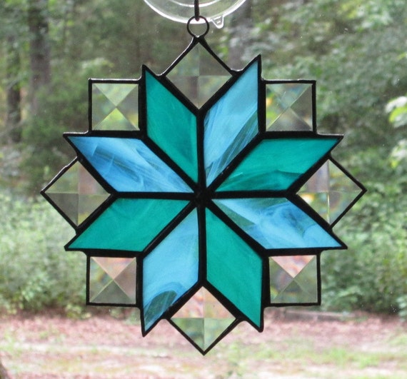 Stained Glass Suncatcher 8 Point Star Quilt pattern in Light