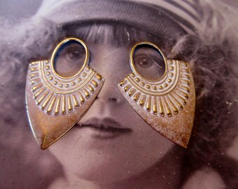 Gold Plated Frosted White Patina Brass Ornamental Drop 501WHT x2