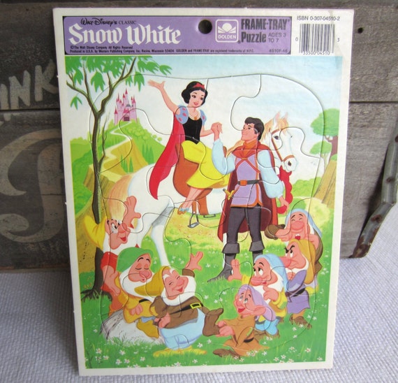 Vintage Walt Disney Snow White Tray Frame Puzzle 