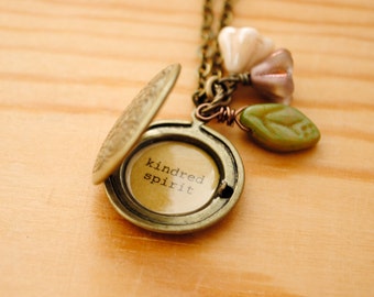 Anne of Green Gables Women's Locket - Kindred Spirit in Antique Brass