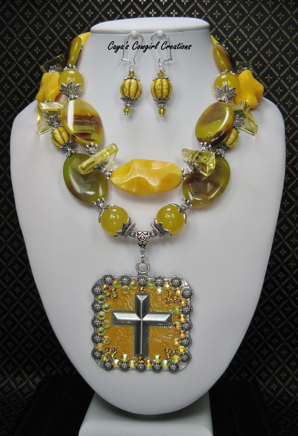 COWGIRL WESTERN NECKLACE / Chunky Yellow Statement Necklace