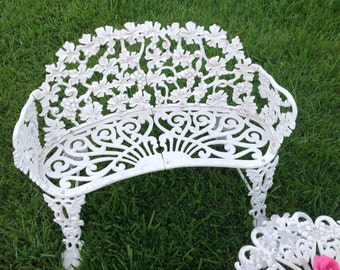CHIPPY GARDEN PATIO Settee / Cast Aluminum Settee Only / shabby Chic Settee / White Chippy Settee Cottage Style at Retro Daisy Girl