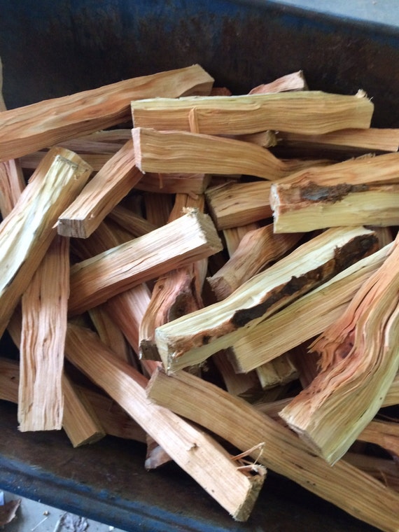 White oak red oak smoking Bbq chunks competition