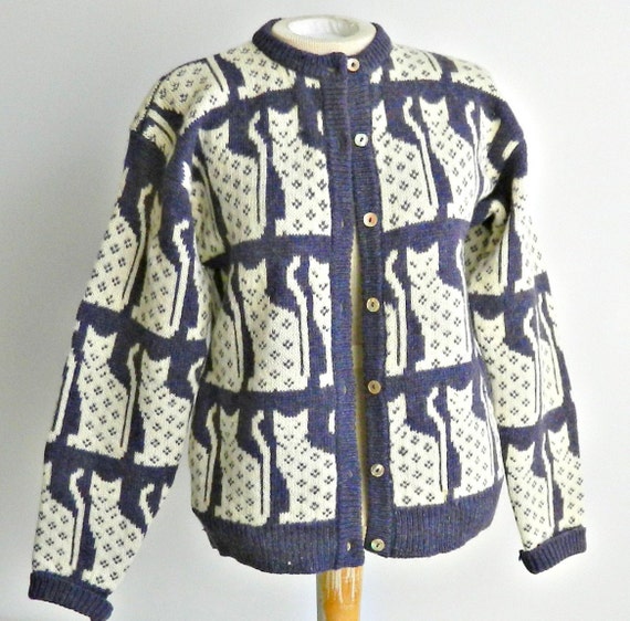 Vintage Cardigan Cat Print Blue & Cream Shetland Wool Sweater