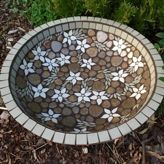 Bird bath Birdbath Mosaic bird bath bowl by RebeccaNaylorMosaics
