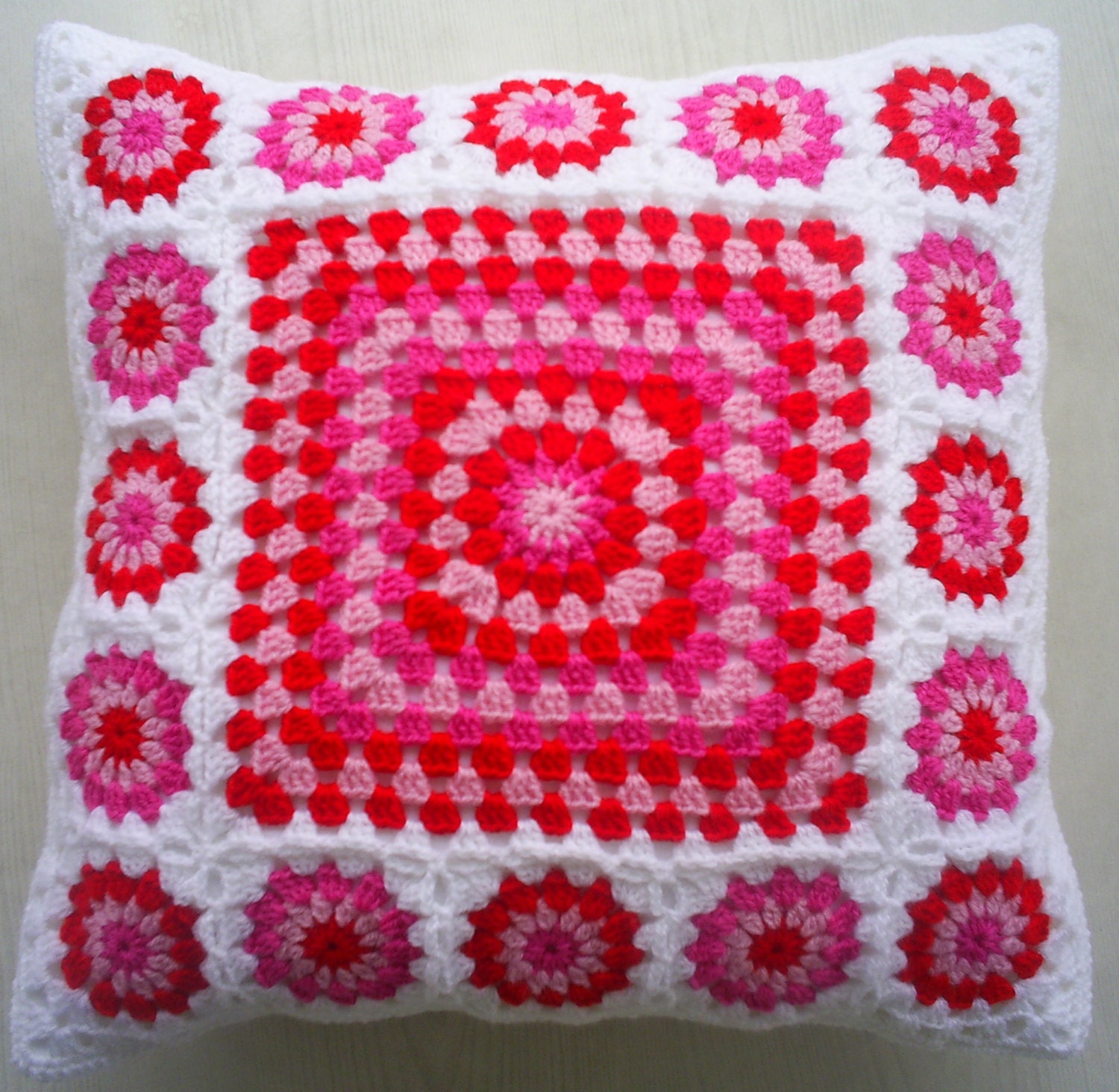 crochet granny square cushion cover / pillow cover in red and