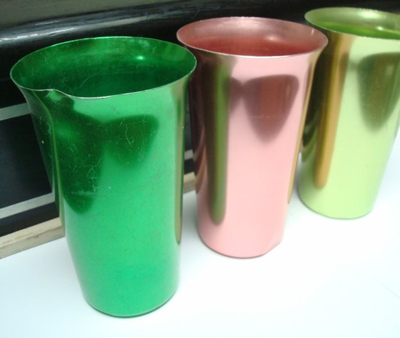 Cool Vintage 1950s Color Craft Anodized Aluminum Tumblers