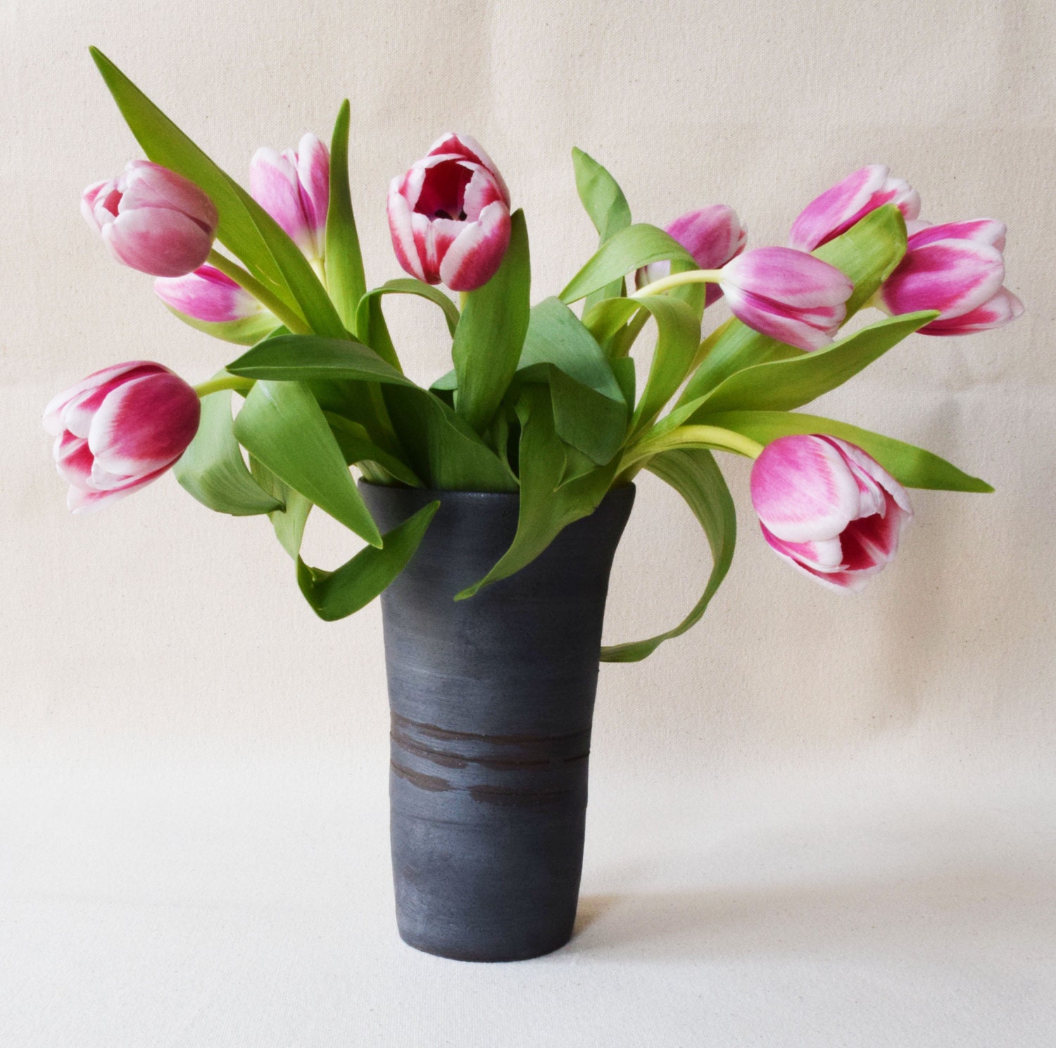 Matte Black Flower Vase/Flower Vase/Vase/Black