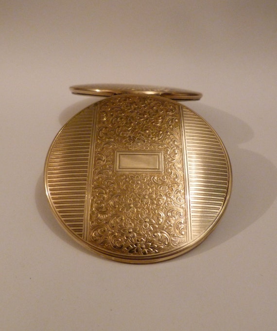 Vintage Compact Mirrors For Sale 1