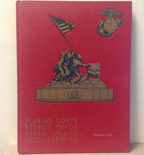 United States Marine Corps 1982 Yearbook Parris Island South