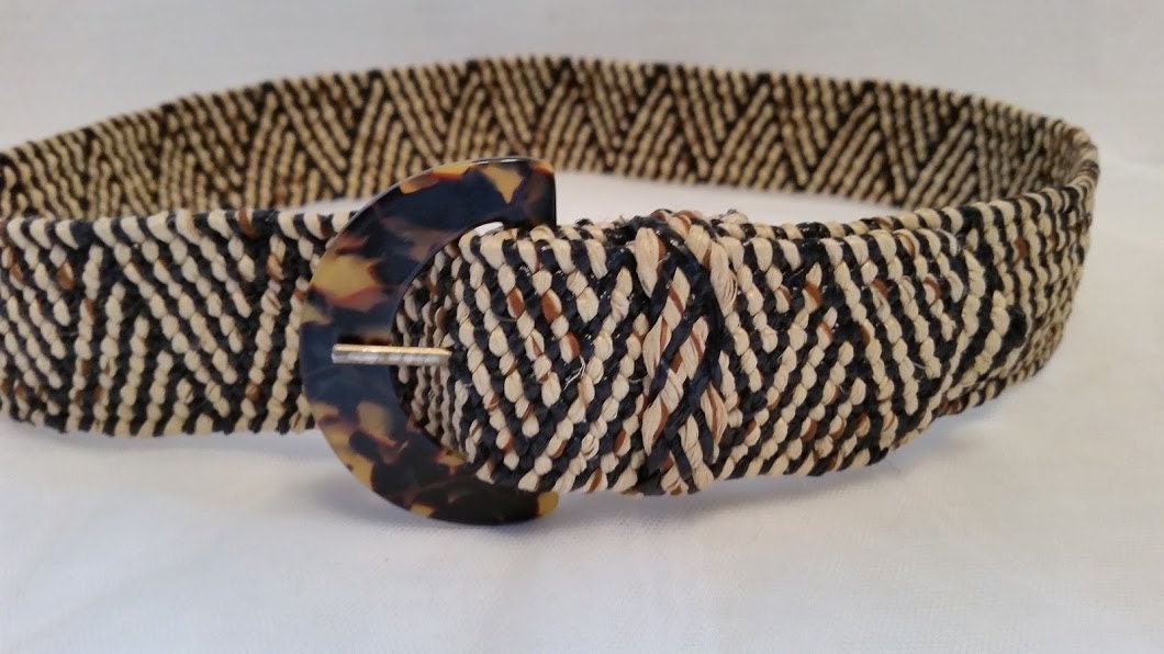 Vintage Straw/Rope String Woven Belt with Tortoise Shell Buckle ...