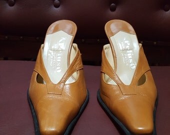 Womens Italian Made Heels Size 38