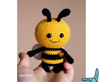 Honey bee. .PDF file amigurumi crochet pattern. DIY handmade toy. ENG