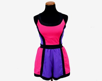 neon 90s outfit