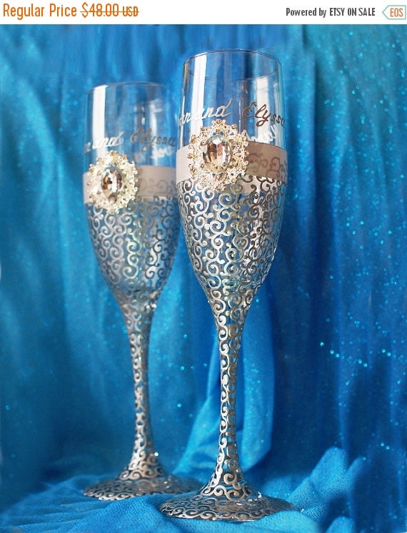 Silver Wedding champagne flutes Toasting flutes by WeddingbyAnn