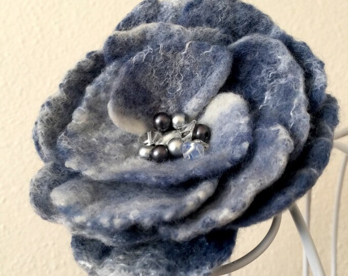 Merino Wool White Blue Brooch Silk Felted Marble Design Brooch Women Evening Wedding Fashion Wearable Art Best Friend Gift Scarf Flower Pin