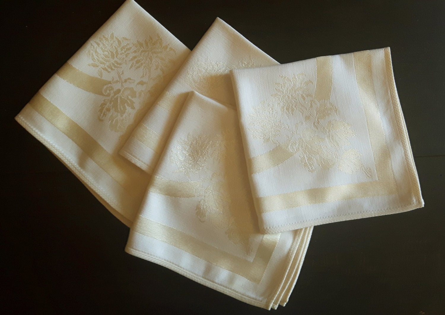 Yellow vintage damask tablecloth / napkin set of five