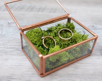 Boite pour alliance rectangulaire en verre et cuire / Rectangular box in glass and copper