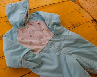 Vintage 24 Months BABY BOY Baby Blue Snowsuit w/ Attached Mittens, vintage baby boy winter snowsuit, vintage 2T winter coat, blue snowsuit