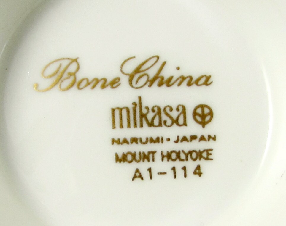 black and gold tea cup and saucer mount holyoke mikasa narumi black and gold tea cup and saucer mount holyoke mikasa narumi