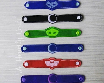 Ready To Ship - PJ Mask Set of 3 Superhero & 3 Villain Bracelets PJ Masks Fancy Dress Up Party Favor Celebration Halloween