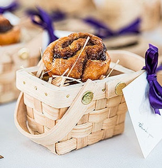 Mini Picnic Basket Favor Containers Pack of 6 Country