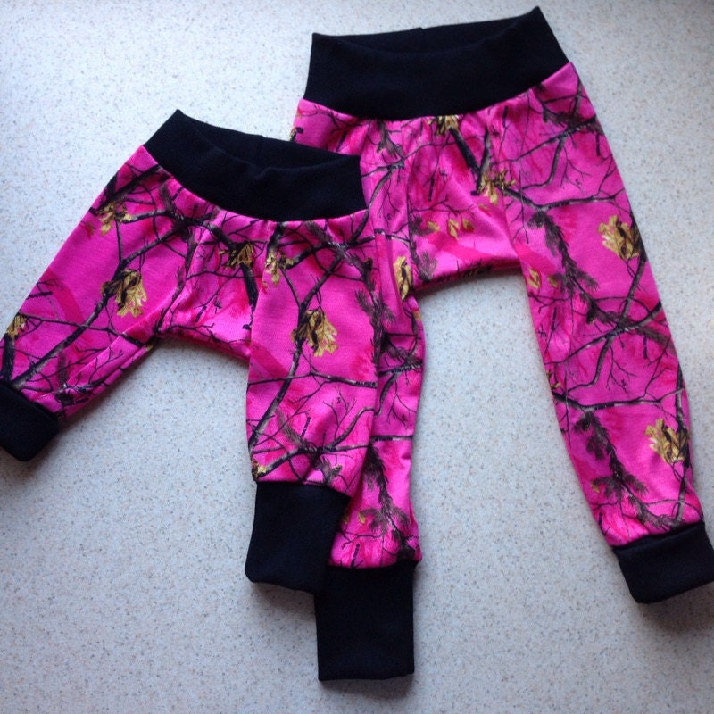 Pink Realtree Camo Pants Pink Realtree Camo by TheLittleHam