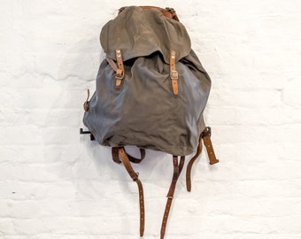 Items similar to Vintage 1940's MILITARY Backpack on Etsy
