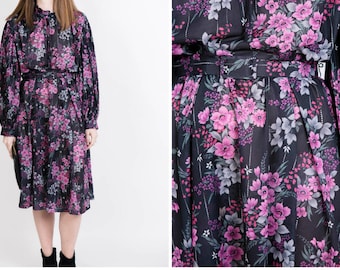 Vintage purple floral dress with belt