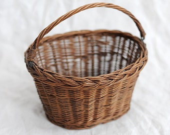 black wicker basket for bike