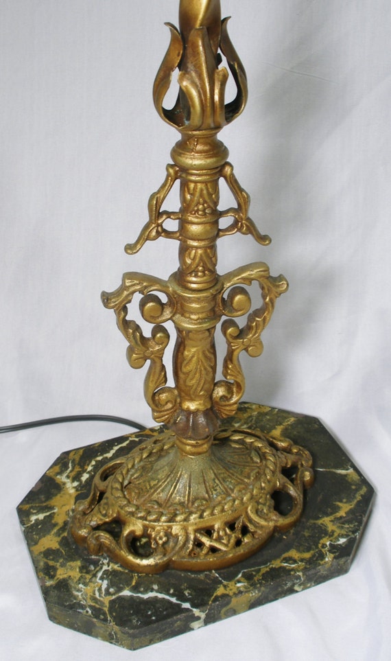 Vintage Victorian Lamp 70