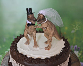 Dinosaur T-Rex wedding cake topper Monster bride and groom dinosaurs Jurassic Park themed cake dinosaur lover unique lizard prehistoric