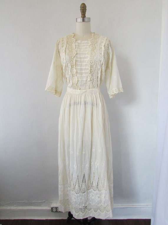 Edwardian dress 1900s dress antique lawn dress medium