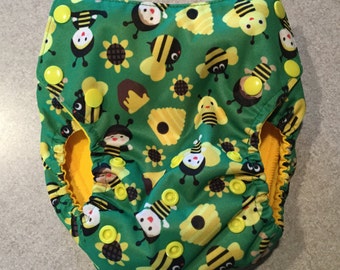 AI2 Medium-Large Cloth Diaper with two Soakers