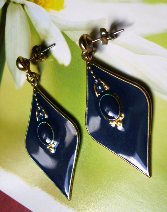 Vintage Gold Tone Navy Blue Enamel Pierced Dangle Earrings