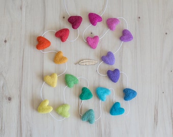 Full Rainbow Felted Heart Garland, Nursery Bunting, Kids Room Decor, Heart Banner Photo Prop, Gender Neutral Nursery Decor, Rainbow Party