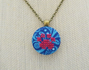 paw print necklace - paw print - paw print charm - paw print embroidery design - handmade necklace - gift for mom - christmas gift - teacher