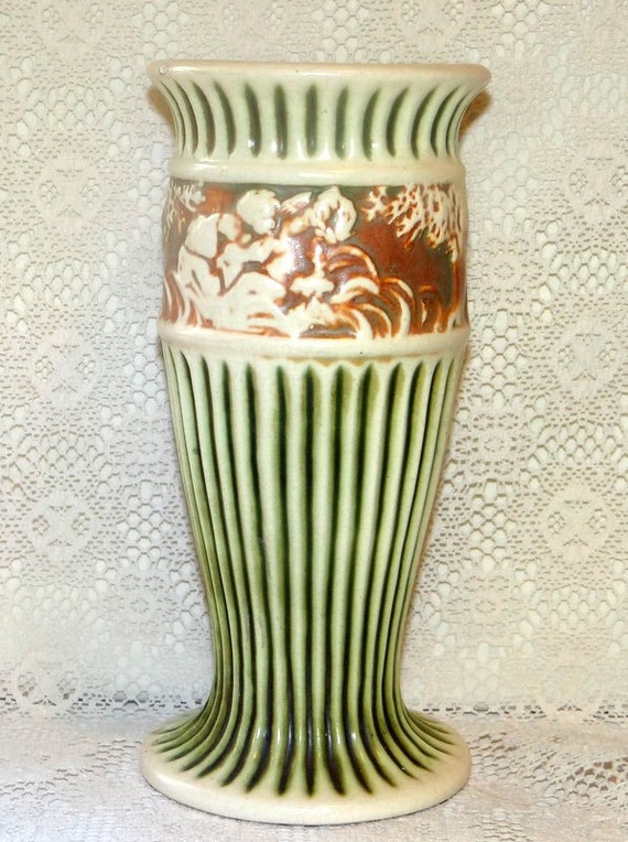 Roseville Donatello 8 1/8 Footed Vase 1915 Unmarked