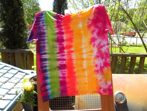 Fan Fold Tie Dye