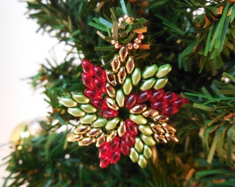 Christmas Beading Patterns - Beaded Christmas Ornament Patterns - DIY Christmas Ornament - DIY Christmas Gifts - Pinwheel Ornament